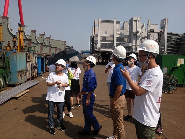 1531461099374935.jpg 广船国际参观生产现场.jpg